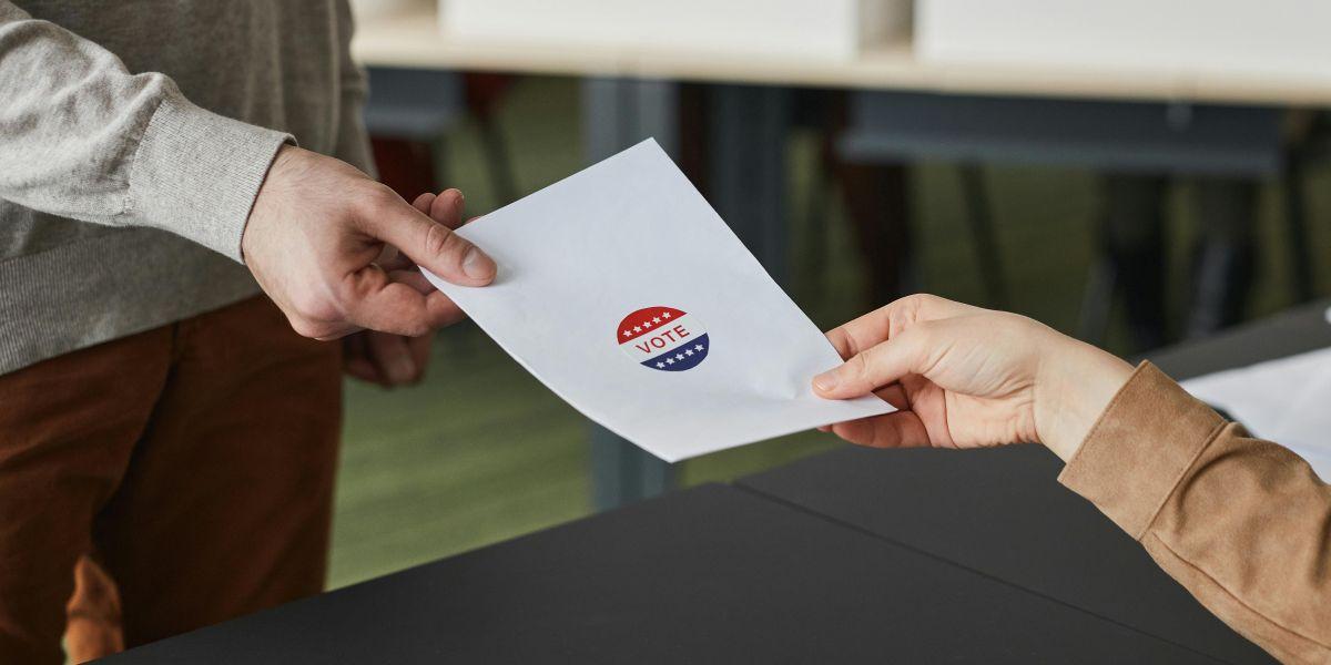 Ballot that says VOTE